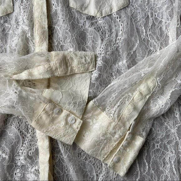 Guess Lace Button Down Stretch  Blouse Shirt - Picture 6 of 13